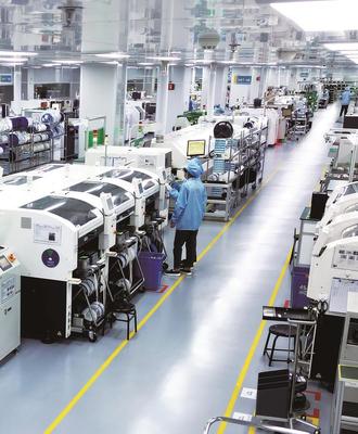 生產線忙碌運轉